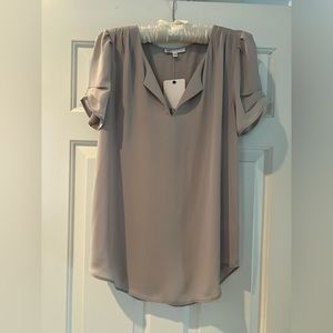 NWT DR2 gray blouse, size XS